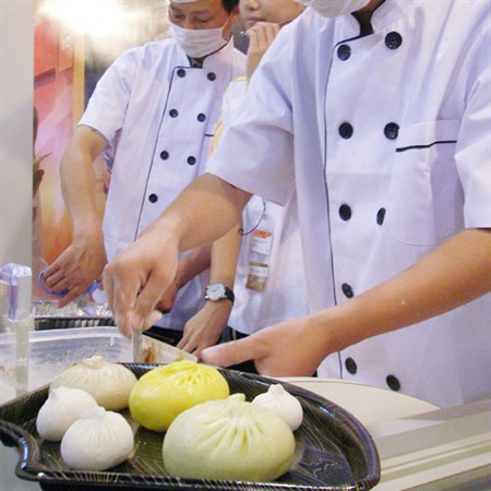 参加2008年香港美食博览会 